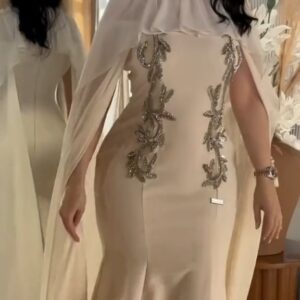 فساتين سهرة ناعمة