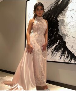 أجمل فستان سهرة بذيل طويل