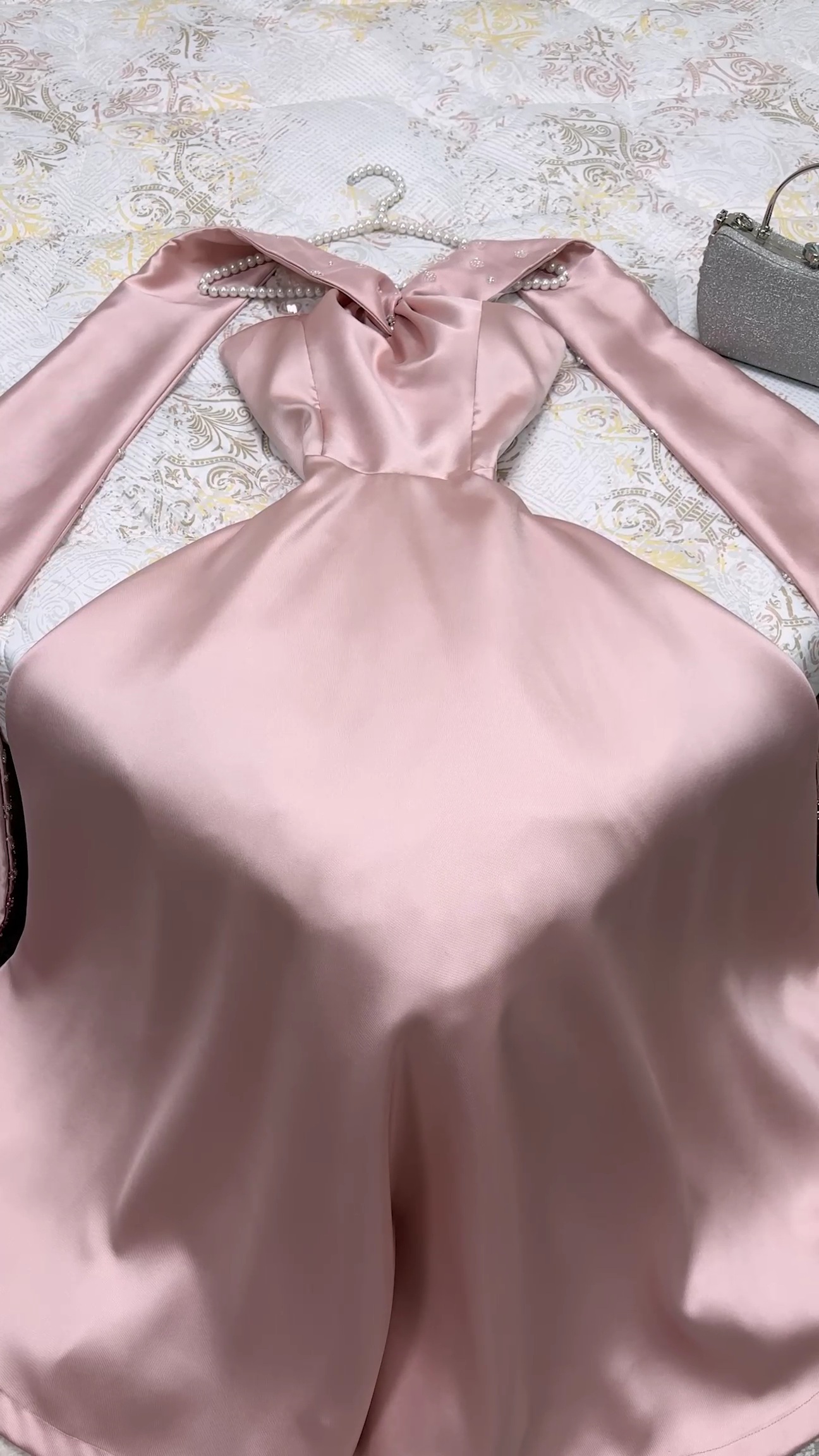 احلى فساتين سهرة فخمة وراقية - الصورة 5