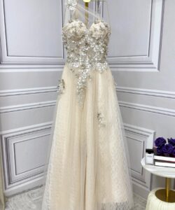 فستان مناسبات لون بيج