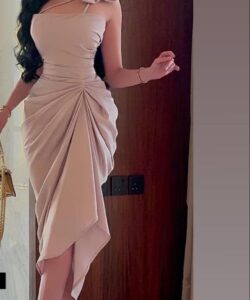 فستان سهرة ناعم فخم وانيق