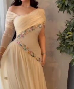 فساتين سهرة لون بيج فخم وانيق