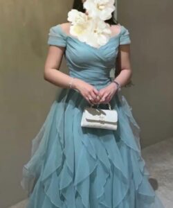 فستان سهرة أنيق وفخم