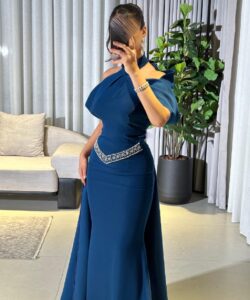 احلى فستان سهرة لون بترولي