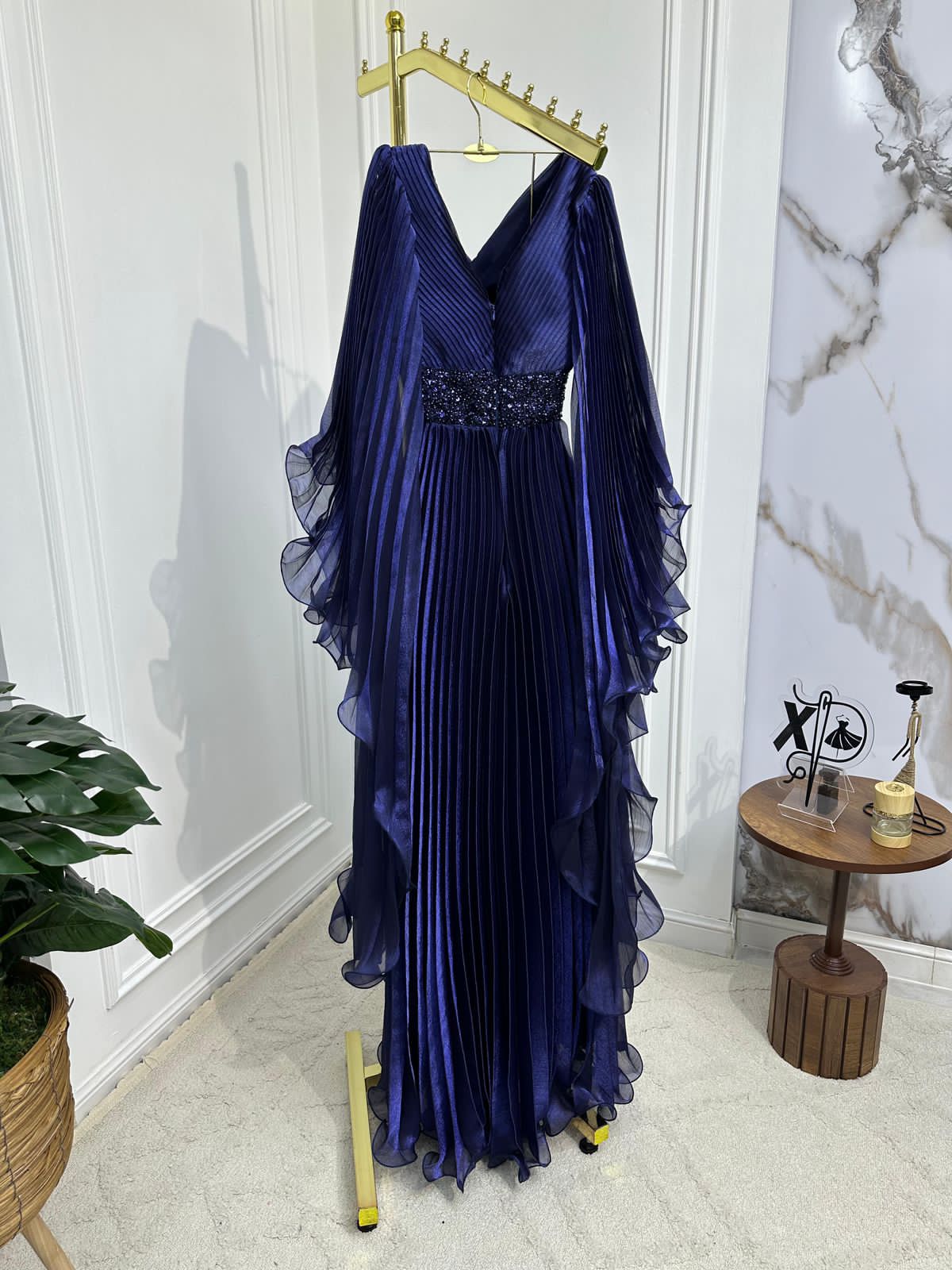 فستان سهرة لون كحلي روعه - الصورة 3