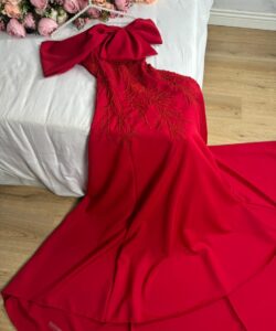 أجمل فستان سهرة لون أحمر