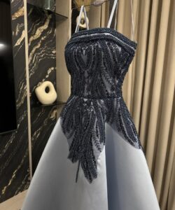 احلى فساتين سهرة طويله بدون أكمام