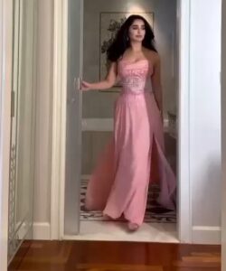 أجمل فستان سهرة ناعمة