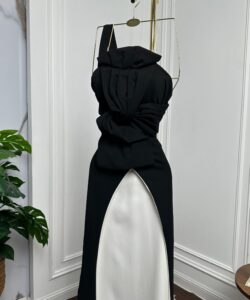 أجمل فستان سهرة اسود كريب