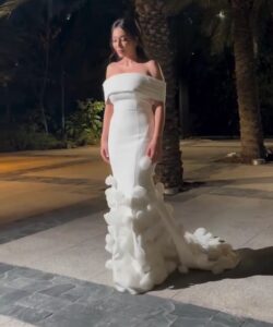 أجمل فستان سهرة لون اوفوايت