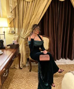 احلى فساتين للسهرة مخمل