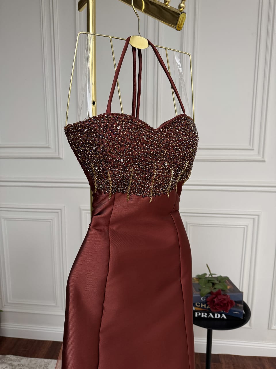 فستان سهرة فخم وأنيق - الصورة 5