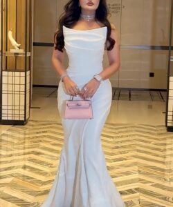 فستان سهرة لون سكري