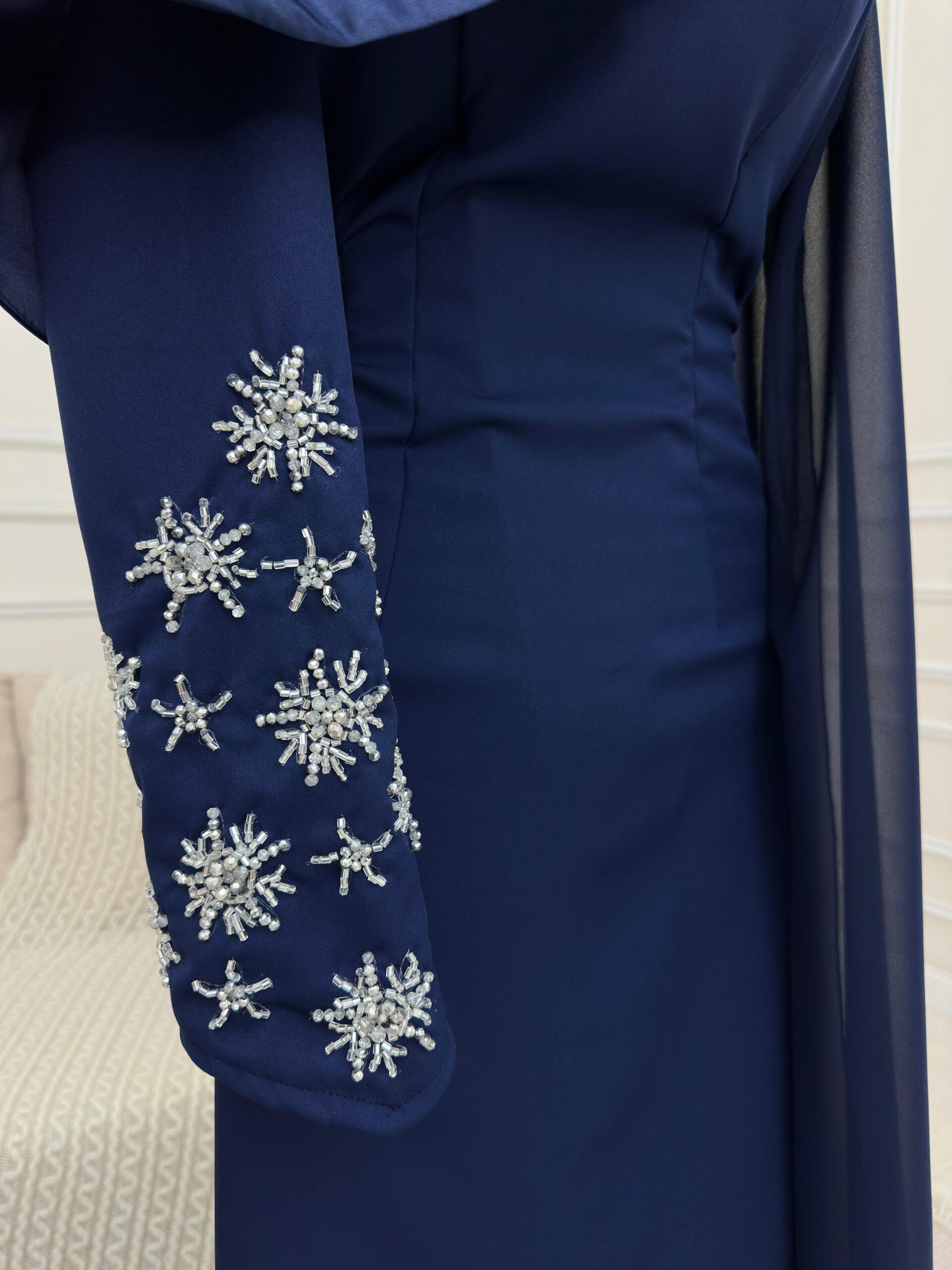 فساتين سهرة لون كحلي روعه - الصورة 6