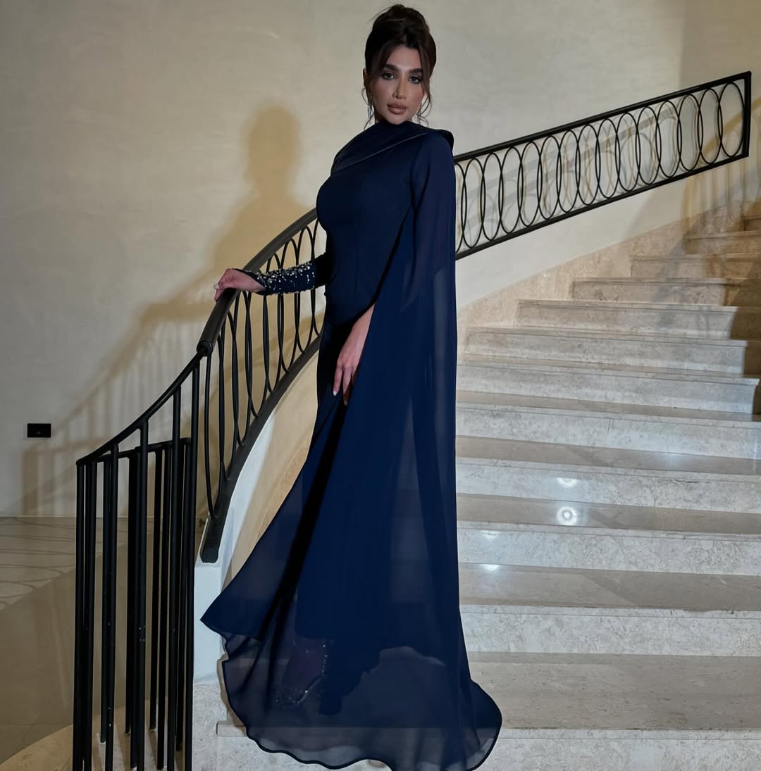 فساتين سهرة لون كحلي روعه - الصورة 3