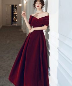 أجمل فساتين سهرة جوخ شتوي