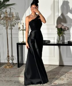 فساتين سهرة لون أسود فخمة وانيقه