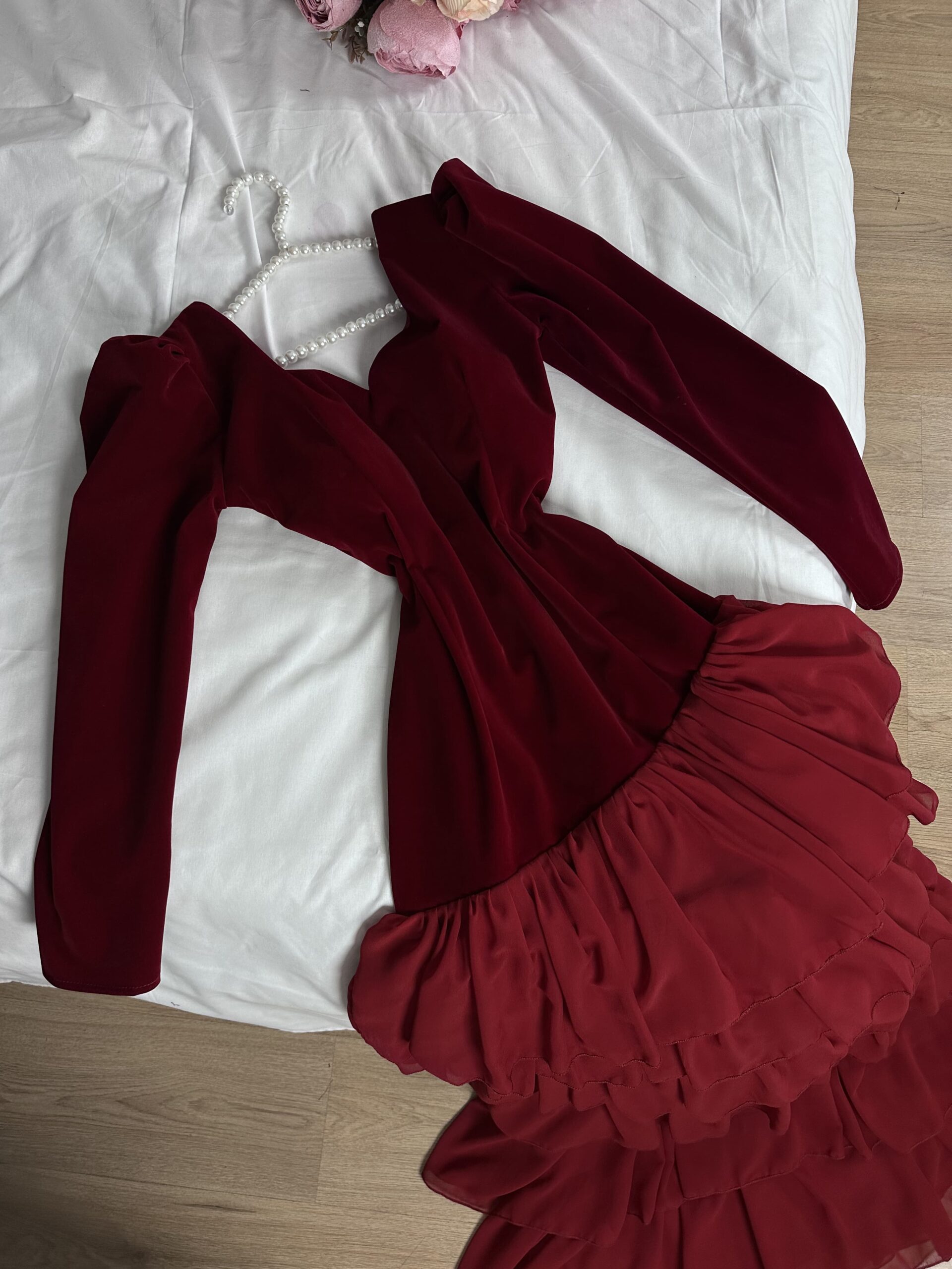 فساتين سهرة جوخ فخم وانيق - الصورة 4