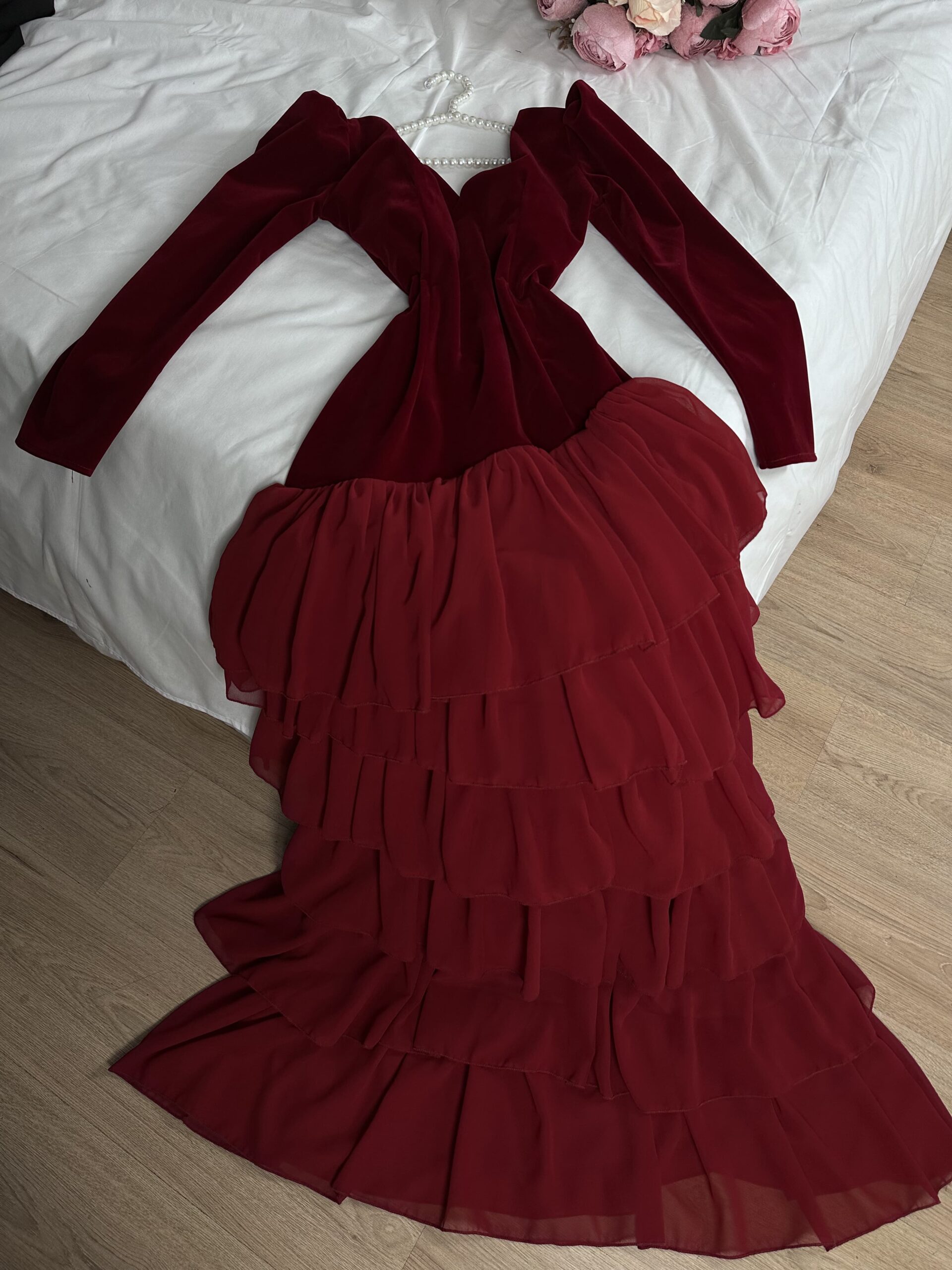 فساتين سهرة جوخ فخم وانيق - الصورة 2