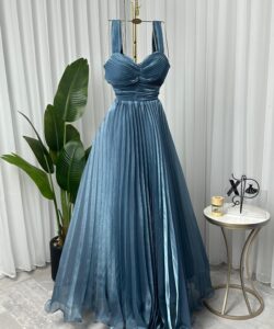 فستان سهرة فخم وانيق