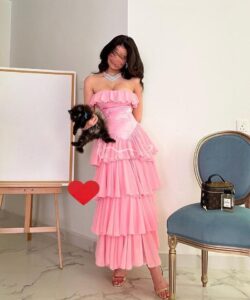 فستان سهرة بدون أكمام روعه