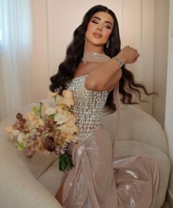 فستان بدون أكمام روعه