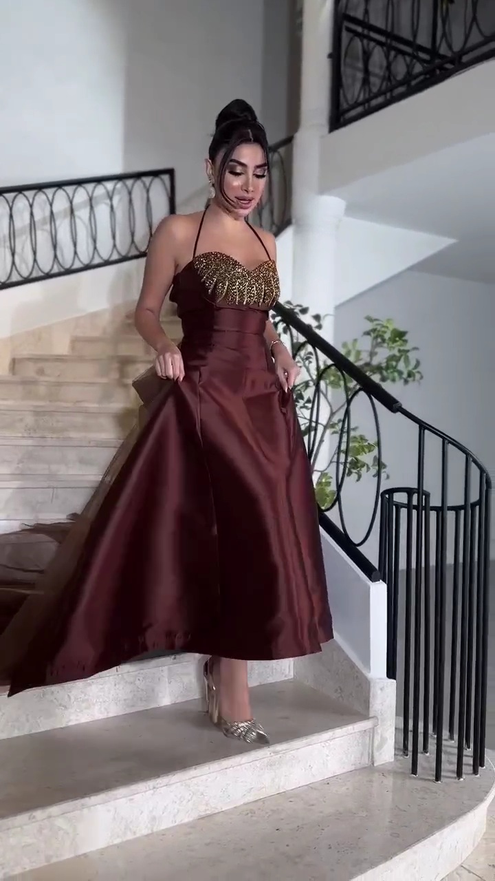 فستان سهرة فخم وأنيق