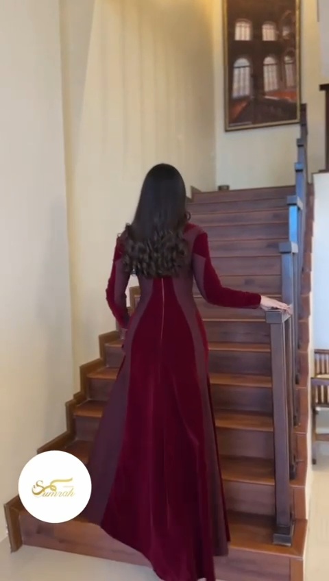 أجمل فساتين سهرة جوخ - الصورة 3