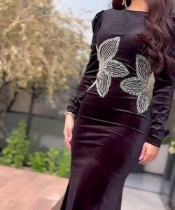فستان سهرة مخمل قطيفه اسود