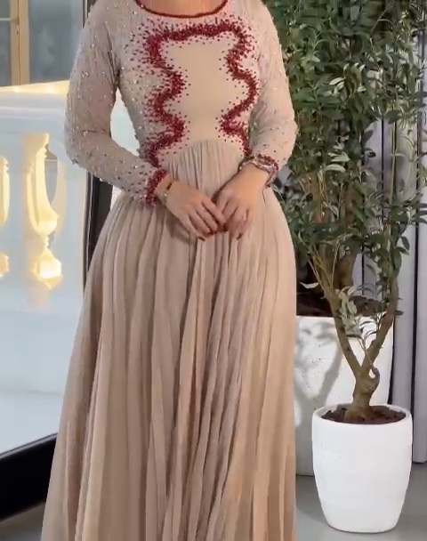 احلى فستان سهرة طويل - الصورة 5