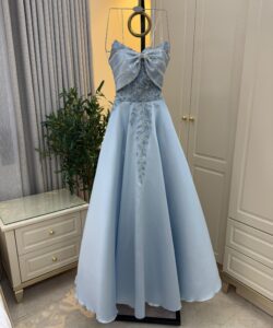 فستان سهرة طويل جميل جدا