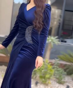 فساتين سهرة مخمل جميل جدا