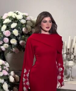 فستان سهرة لون أحمر تحفه