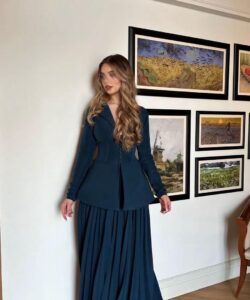 فستان سهرة طويل فخم وانيق