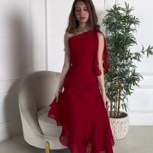 فساتين سهرة ناعمة