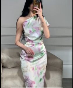 فستان العيد فخم وانيق