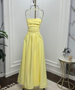 فساتين سهره لون اصفر