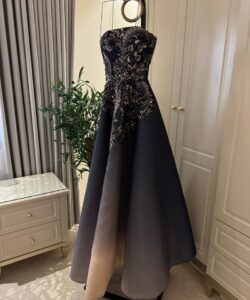 فساتين سهره لون كحلي مموج