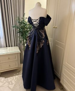 فساتين سهره لون كحلي