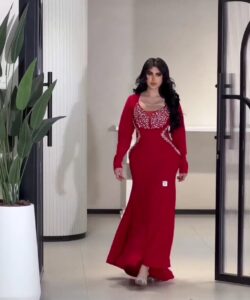 فساتين سهره لون احمر