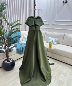 فساتين سهره لون اخضر