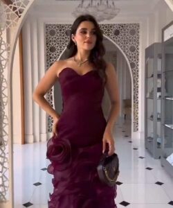 فساتين سهره لون نبيتى
