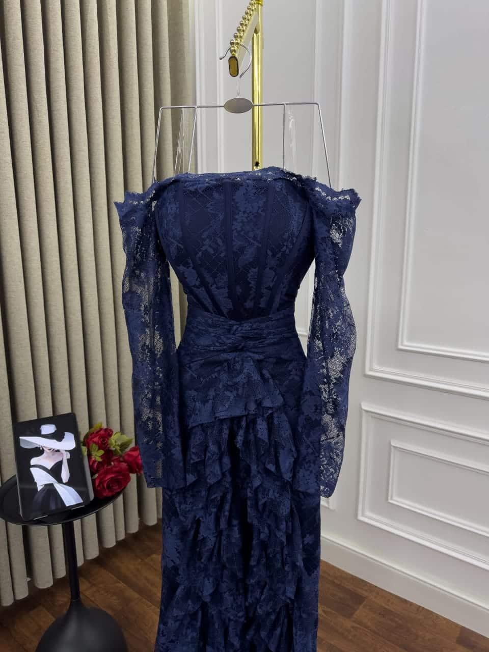 فساتين سهره لون كحلي - الصورة 4