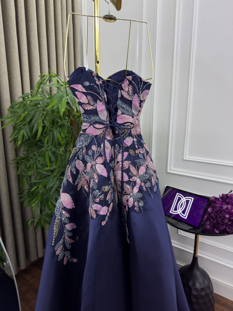 فساتين سهره لون كحلي