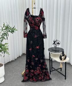 فساتين سهره لون اسود مورد