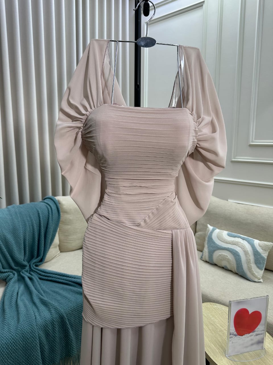 فستان سهره لون كافيه - الصورة 4