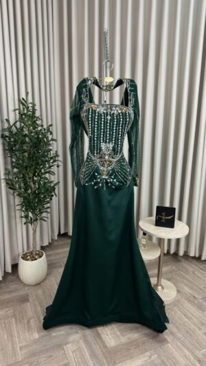 ⁦فستان سهره لون زيتي⁩ - الصورة ⁦3⁩