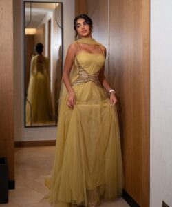 فستان سهره لون اصفر