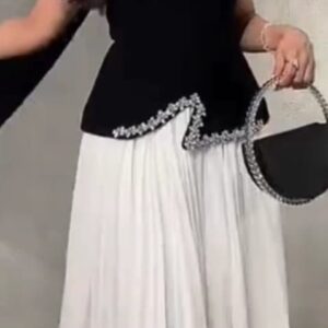 فساتين سهره لون اسود في ابيض