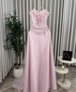 فساتين سهره لون وردي